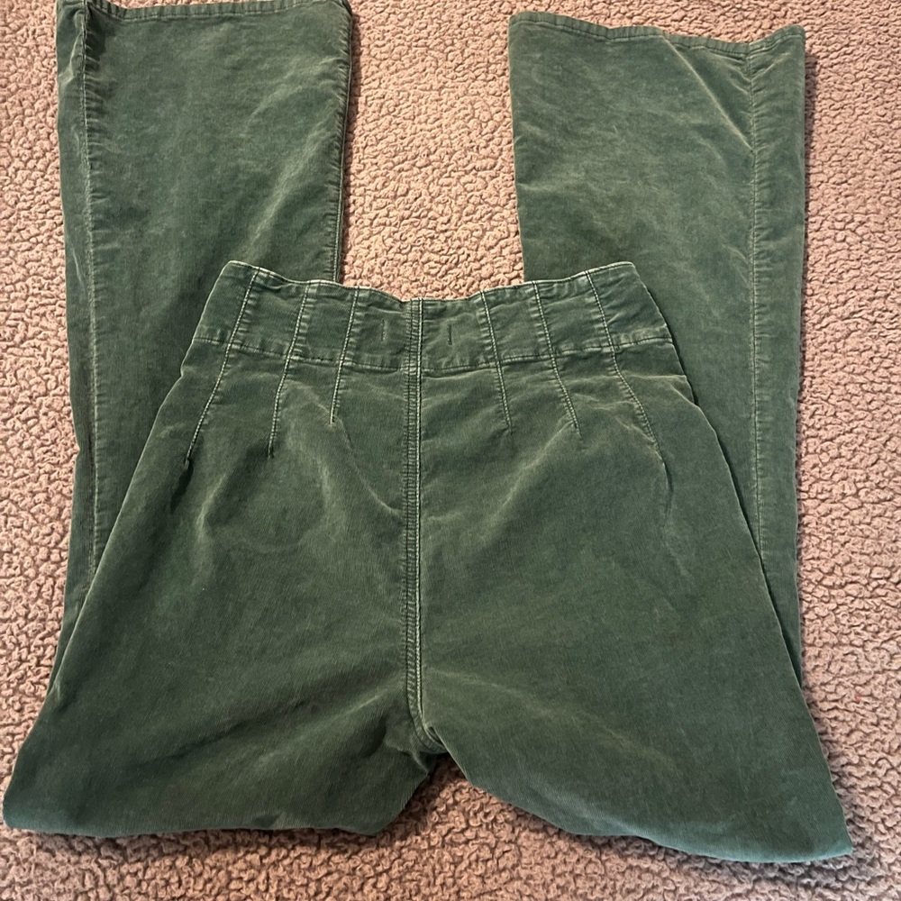 Free people- We The Free Green Flare Jeans NWOT✨ - Picture 7 of 7